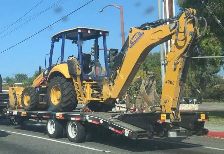 Heavy Machinery Lowboy truck